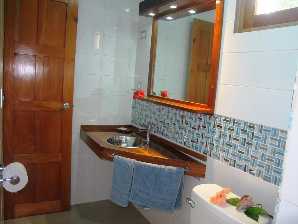 Hotel Iguanito ซานตากาตาลีนา ภายนอก รูปภาพ