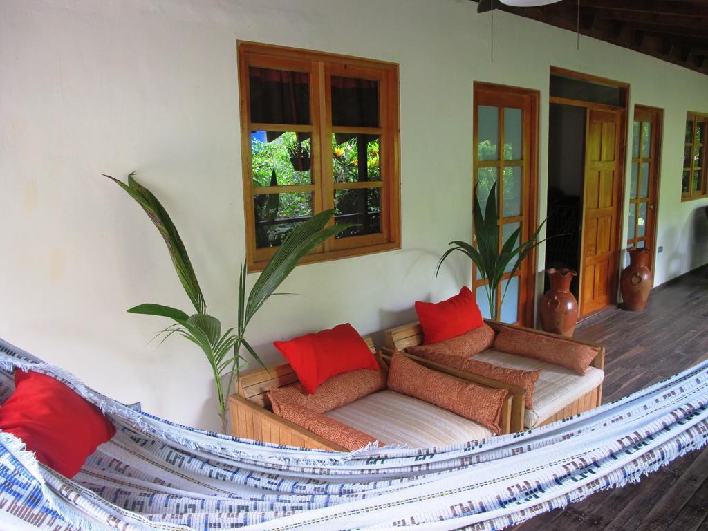 Hotel Iguanito ซานตากาตาลีนา ภายนอก รูปภาพ
