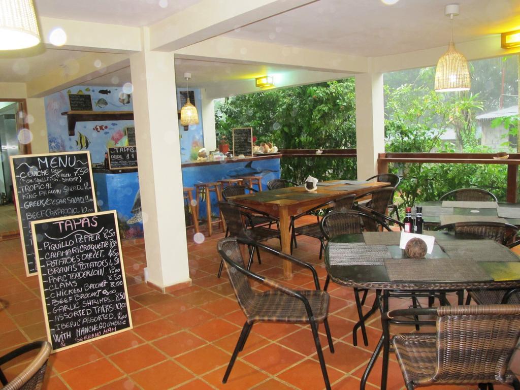 Hotel Iguanito ซานตากาตาลีนา ภายนอก รูปภาพ